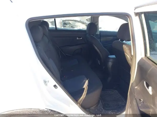 KNDPB3AC2G7860003 2016 KIA SPORTAGE - Image 8