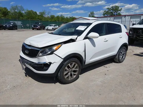 KNDPB3AC2G7860115 2016 KIA SPORTAGE - Image 2