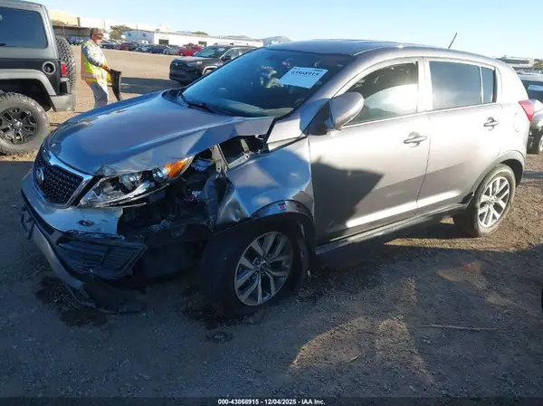 KNDPB3AC2G7866030 2016 KIA SPORTAGE - Image 2