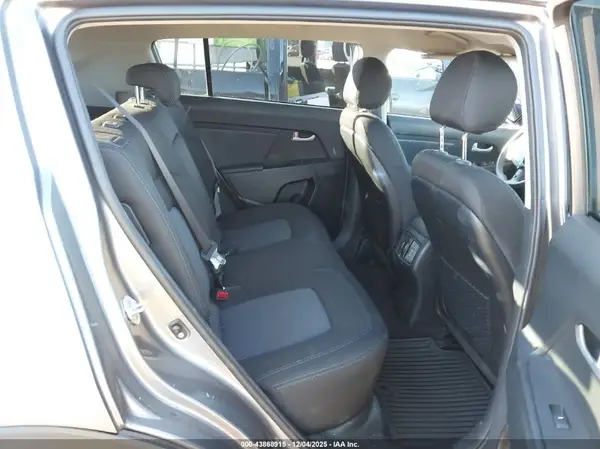 KNDPB3AC2G7866030 2016 KIA SPORTAGE - Image 8