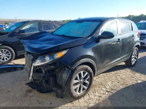 KNDPB3AC3G7805656 2016 KIA SPORTAGE - Image 2