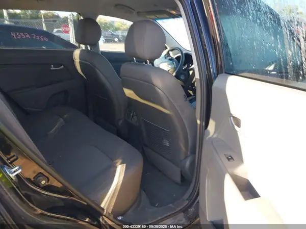 KNDPB3AC3G7805656 2016 KIA SPORTAGE - Image 8