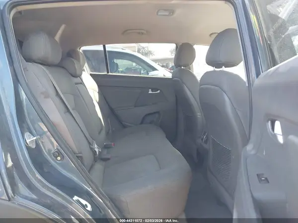 KNDPB3AC3G7809481 2016 KIA SPORTAGE - Image 8