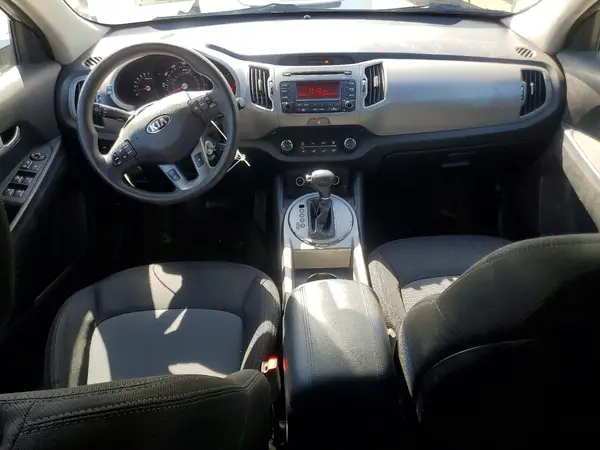 KNDPB3AC3G7811358 2016 KIA SPORTAGE - Image 8