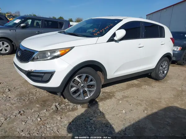 KNDPB3AC3G7811604 2016 KIA SPORTAGE - Image 2