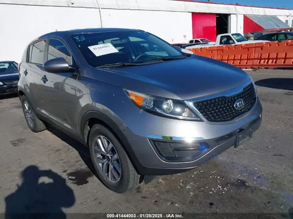 KNDPB3AC3G7830606 2016 KIA SPORTAGE - Image 1