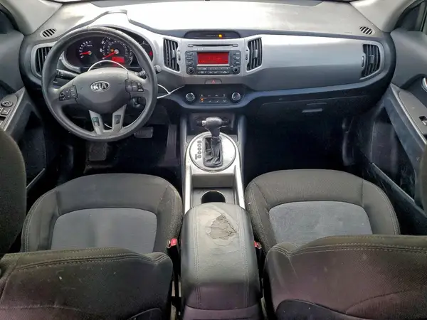 KNDPB3AC3G7856042 2016 KIA SPORTAGE - Image 8