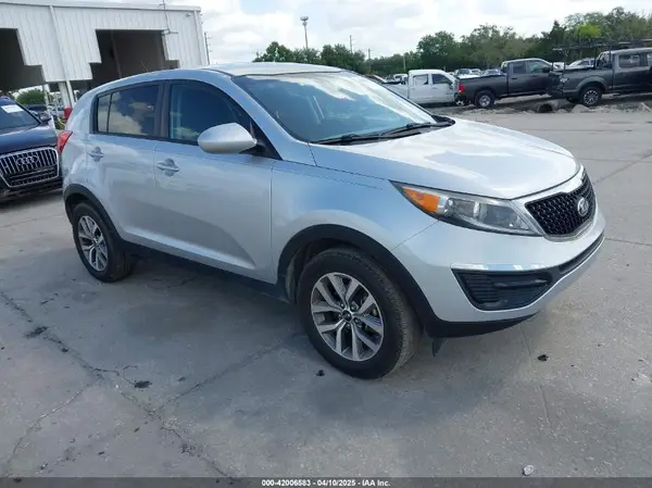 KNDPB3AC3G7858390 2016 KIA SPORTAGE - Image 1