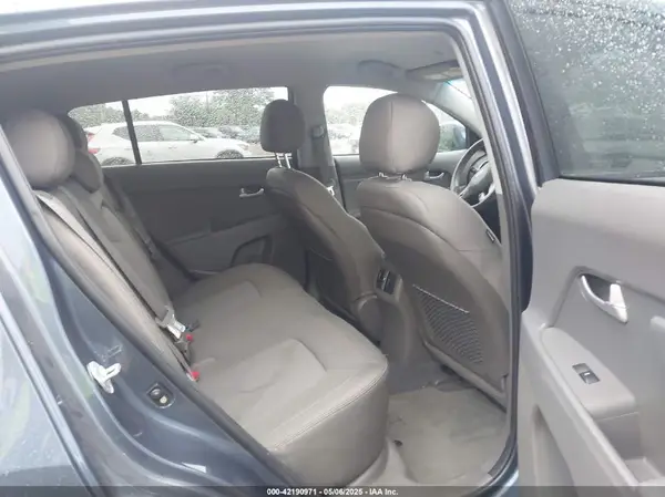 KNDPB3AC3G7861208 2016 KIA SPORTAGE - Image 8