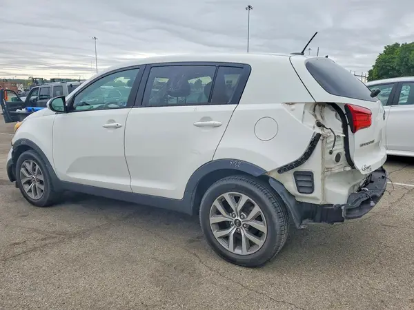 KNDPB3AC3G7867963 2016 KIA SPORTAGE - Image 2