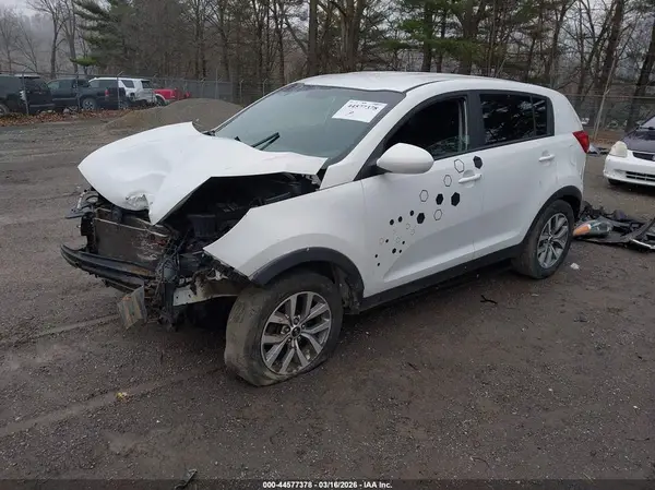 KNDPB3AC3G7868465 2016 KIA SPORTAGE - Image 2