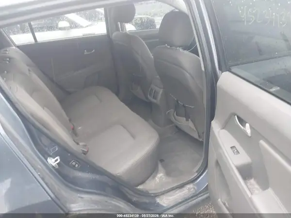 KNDPB3AC4G7806105 2016 KIA SPORTAGE - Image 8