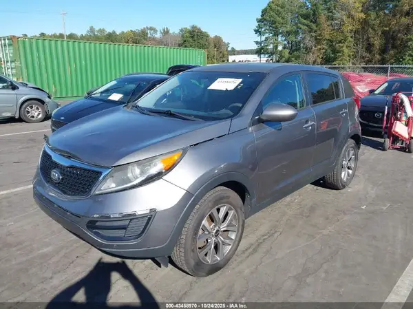 KNDPB3AC4G7809215 2016 KIA SPORTAGE - Image 2