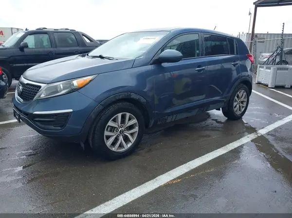 KNDPB3AC4G7809361 2016 KIA SPORTAGE - Image 2