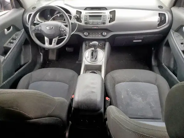 KNDPB3AC4G7809411 2016 KIA SPORTAGE - Image 8