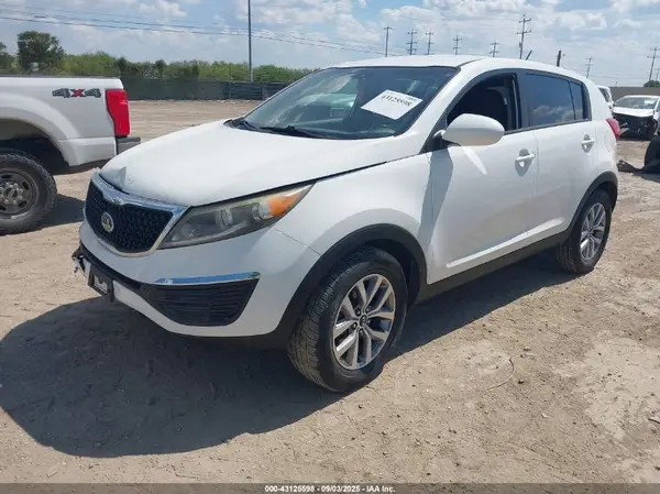 KNDPB3AC4G7818920 2016 KIA SPORTAGE - Image 2
