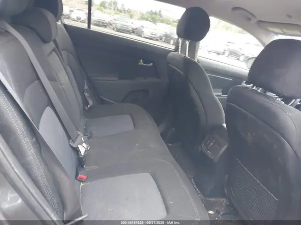 KNDPB3AC4G7837757 2016 KIA SPORTAGE - Image 8