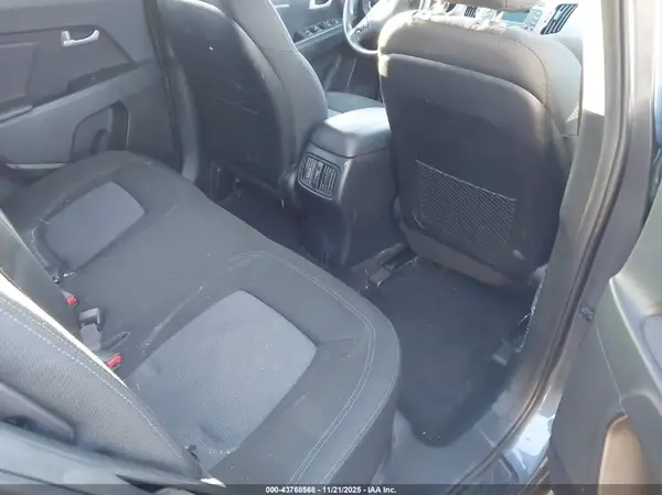 KNDPB3AC4G7838648 2016 KIA SPORTAGE - Image 8