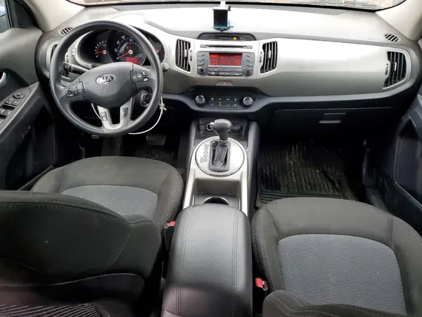 KNDPB3AC4G7846975 2016 KIA SPORTAGE - Image 8