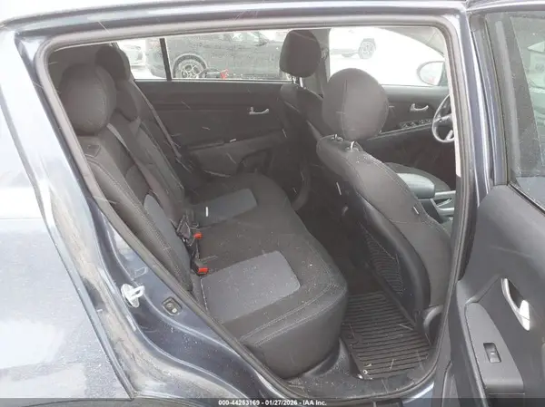 KNDPB3AC4G7857829 2016 KIA SPORTAGE - Image 8