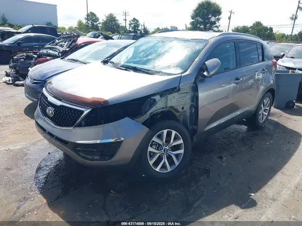 KNDPB3AC4G7867356 2016 KIA SPORTAGE - Image 2