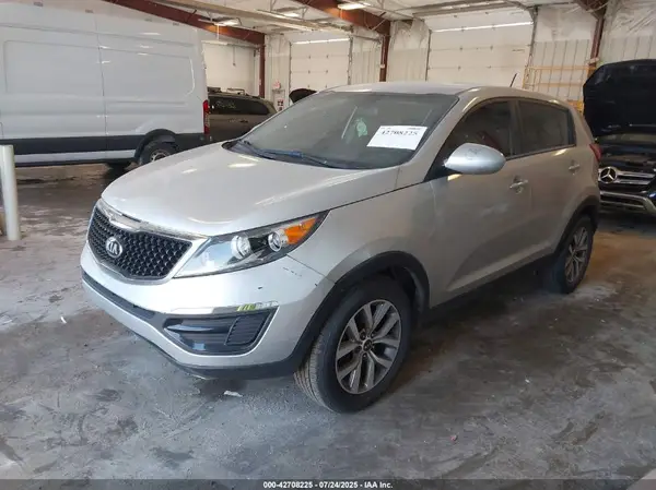 KNDPB3AC4G7869396 2016 KIA SPORTAGE - Image 2