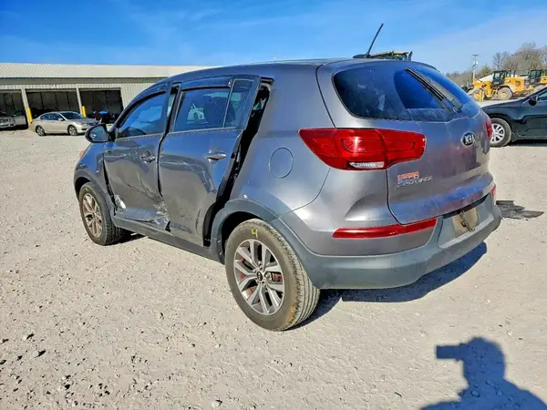 KNDPB3AC4G7873786 2016 KIA SPORTAGE - Image 2