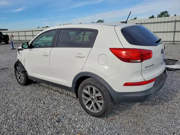 KNDPB3AC4G7875568 2016 KIA SPORTAGE - Image 2