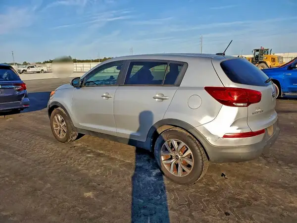 KNDPB3AC4G7878390 2016 KIA SPORTAGE - Image 2