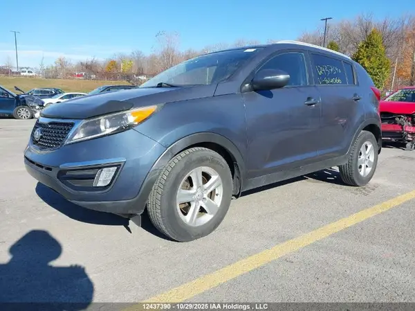 KNDPB3AC5G7814066 2016 KIA SPORTAGE - Image 2