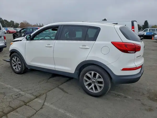 KNDPB3AC5G7820210 2016 KIA SPORTAGE - Image 2