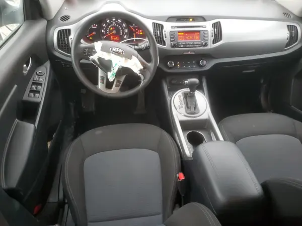 KNDPB3AC5G7823690 2016 KIA SPORTAGE - Image 8