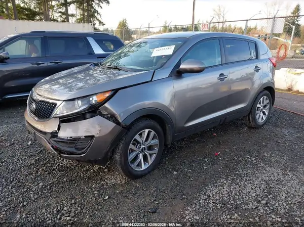 KNDPB3AC5G7838304 2016 KIA SPORTAGE - Image 2