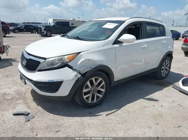 KNDPB3AC5G7838335 2016 KIA SPORTAGE - Image 2