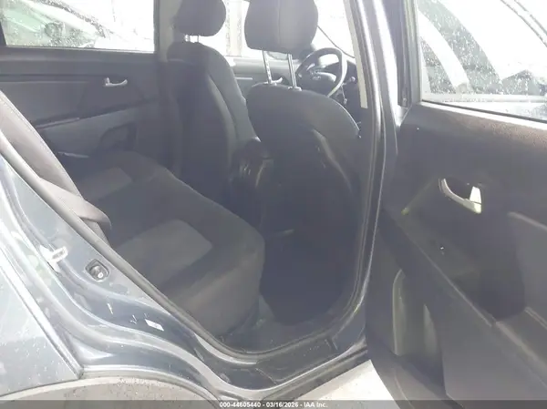 KNDPB3AC5G7846130 2016 KIA SPORTAGE - Image 8