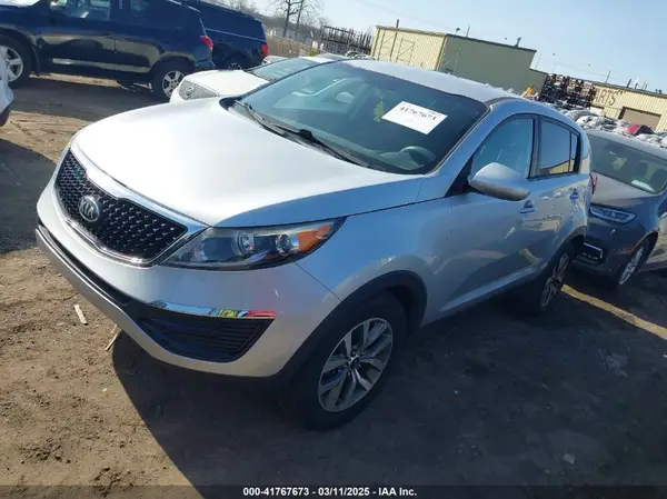 KNDPB3AC5G7856365 2016 KIA SPORTAGE - Image 2