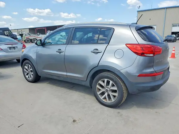 KNDPB3AC5G7858276 2016 KIA SPORTAGE - Image 2