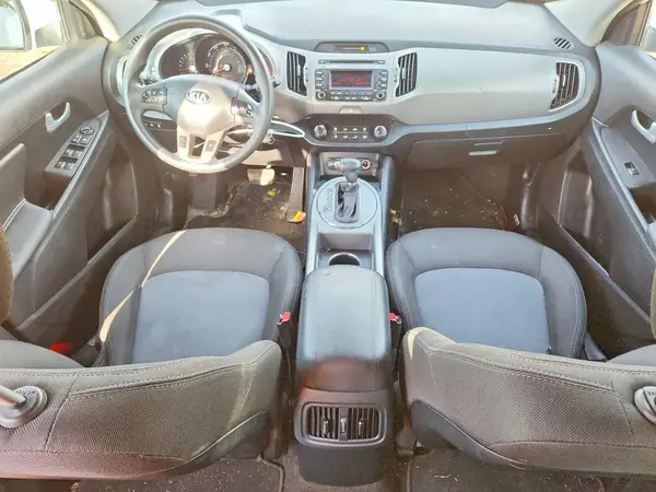 KNDPB3AC5G7864935 2016 KIA SPORTAGE - Image 8