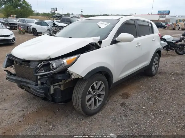 KNDPB3AC5G7866765 2016 KIA SPORTAGE - Image 2