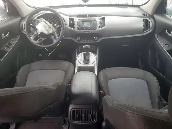 KNDPB3AC6G7795866 2016 KIA SPORTAGE - Image 8