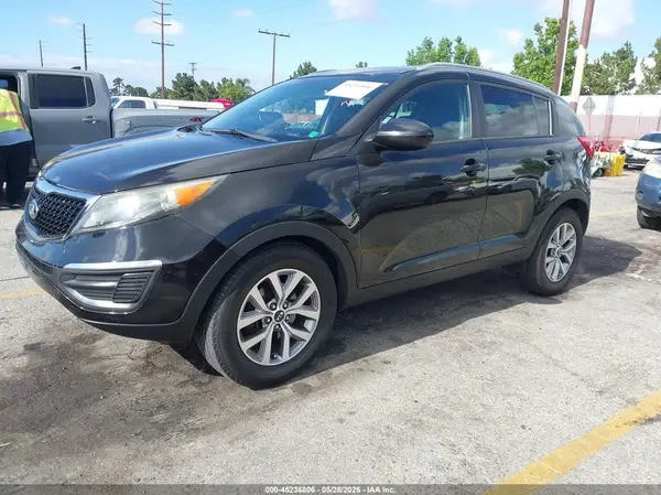 KNDPB3AC6G7795902 2016 KIA SPORTAGE - Image 2