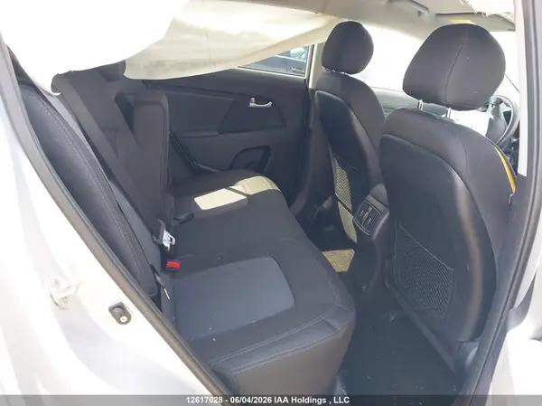 KNDPB3AC6G7800306 2016 KIA SPORTAGE - Image 8