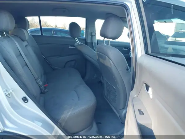 KNDPB3AC6G7813718 2016 KIA SPORTAGE - Image 8