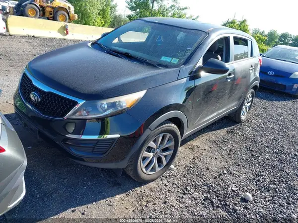 KNDPB3AC6G7818742 2016 KIA SPORTAGE - Image 2