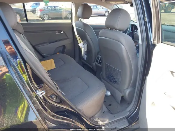 KNDPB3AC6G7818742 2016 KIA SPORTAGE - Image 8