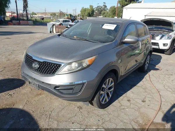 KNDPB3AC6G7820426 2016 KIA SPORTAGE - Image 2