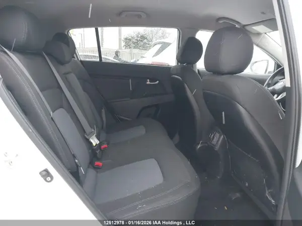 KNDPB3AC6G7821138 2016 KIA SPORTAGE - Image 8
