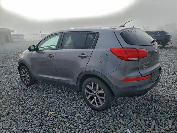 KNDPB3AC6G7826646 2016 KIA SPORTAGE - Image 2