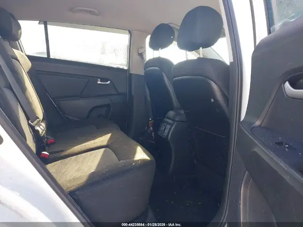 KNDPB3AC6G7837470 2016 KIA SPORTAGE - Image 8