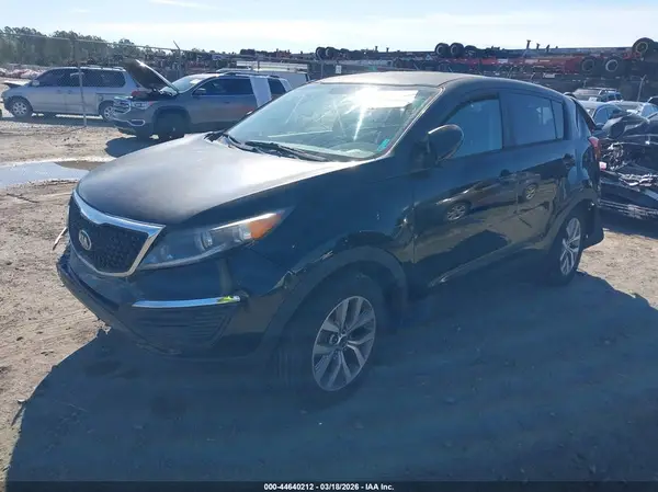 KNDPB3AC6G7839204 2016 KIA SPORTAGE - Image 2